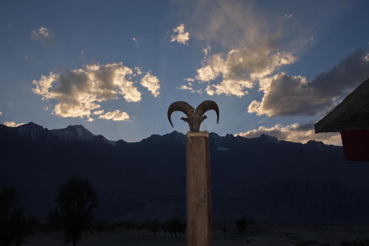 Baltistan Fort Skardu Resort Экстерьер фото